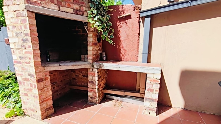 3 Bedroom Property for Sale in Potchefstroom North West